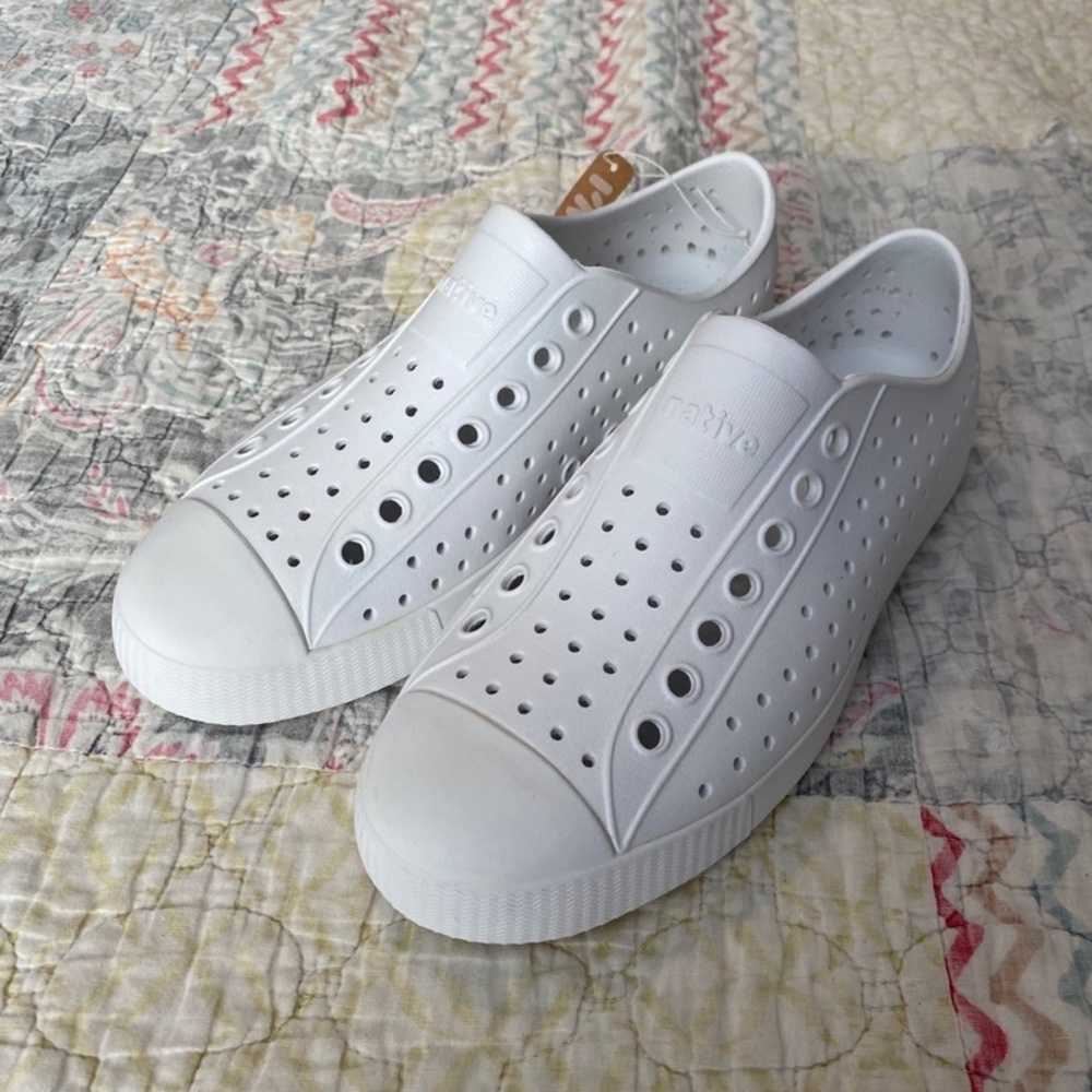 Native Jefferson’s Women’s Size 7